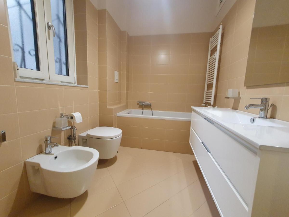 Papiro Blu Apartment Salerno Ngoại thất bức ảnh